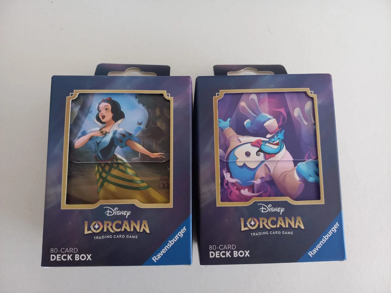 Caixa baralho Disney Lorcana Branca de Neve e Gênio 80 cards Ravensburger TCG